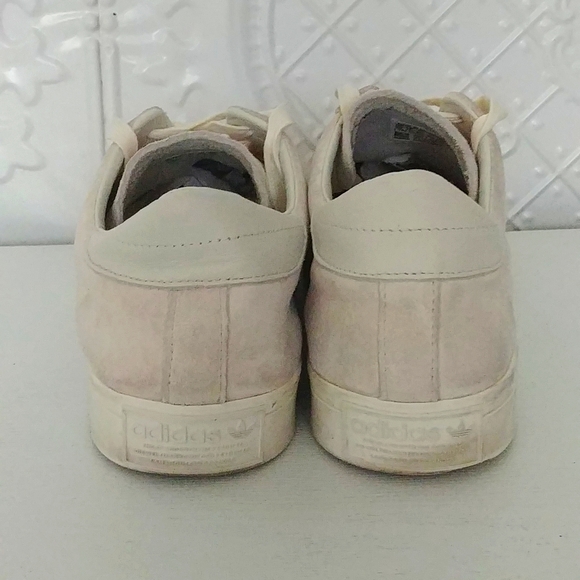 Adidas Court Vantage Originals Off white suede sneakers size 12 - Picture 7 of 8